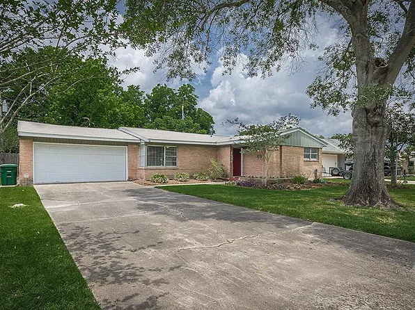 4534 Kingfisher Dr, Houston, TX 77035