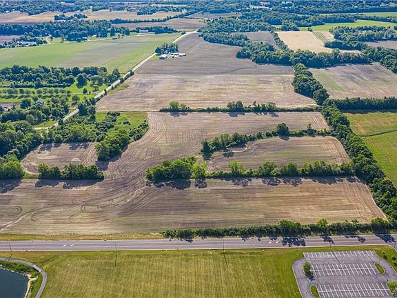 4th image of 2184 E Social Row Rd