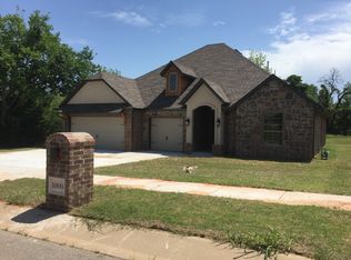 1000 Fox Run Ln, Blanchard, OK 73010