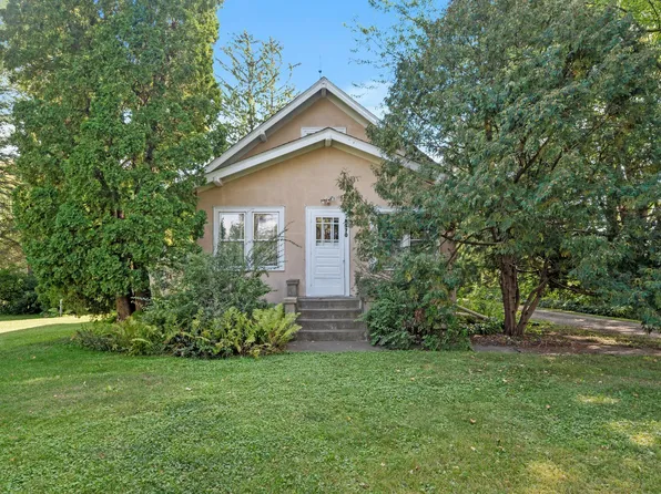 8570 Greenfield Rd, Loretto, MN 55357