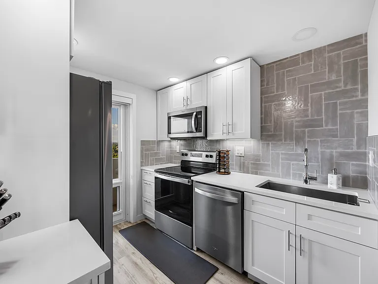 1630 N Ocean Blvd #812 — Photo 3