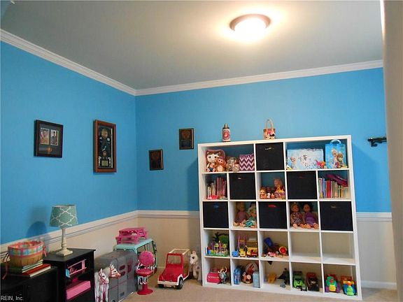 4th image of 2044 Sweetwood Dr