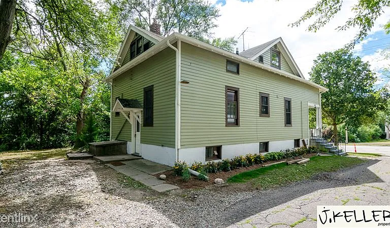2455 S Main St — Photo 25