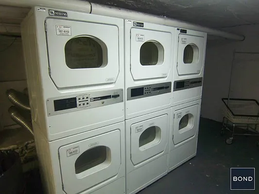 Rented by Bond New York | media 7