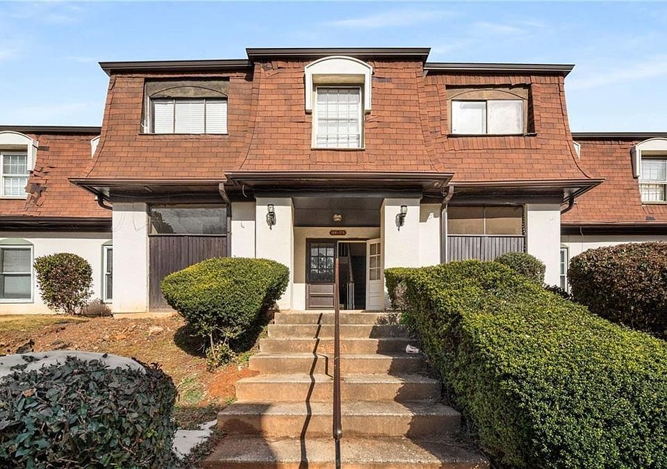 1st image of 143 Rue Fontaine