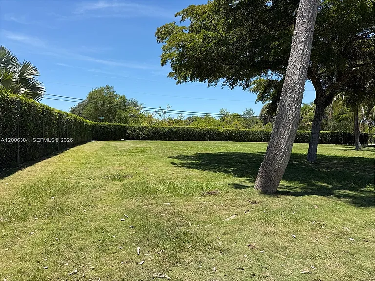 15395 SW 272nd St — Photo 4