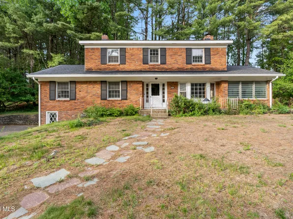 193 Pine Ridge Drive, Guilderland, NY 12084