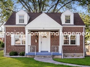 181 E Crest Dr, Cincinnati, OH 45215