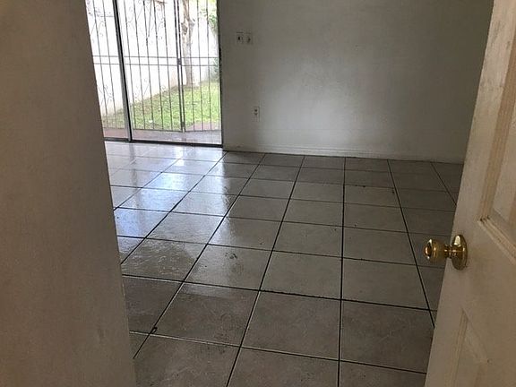 Additional Living Room