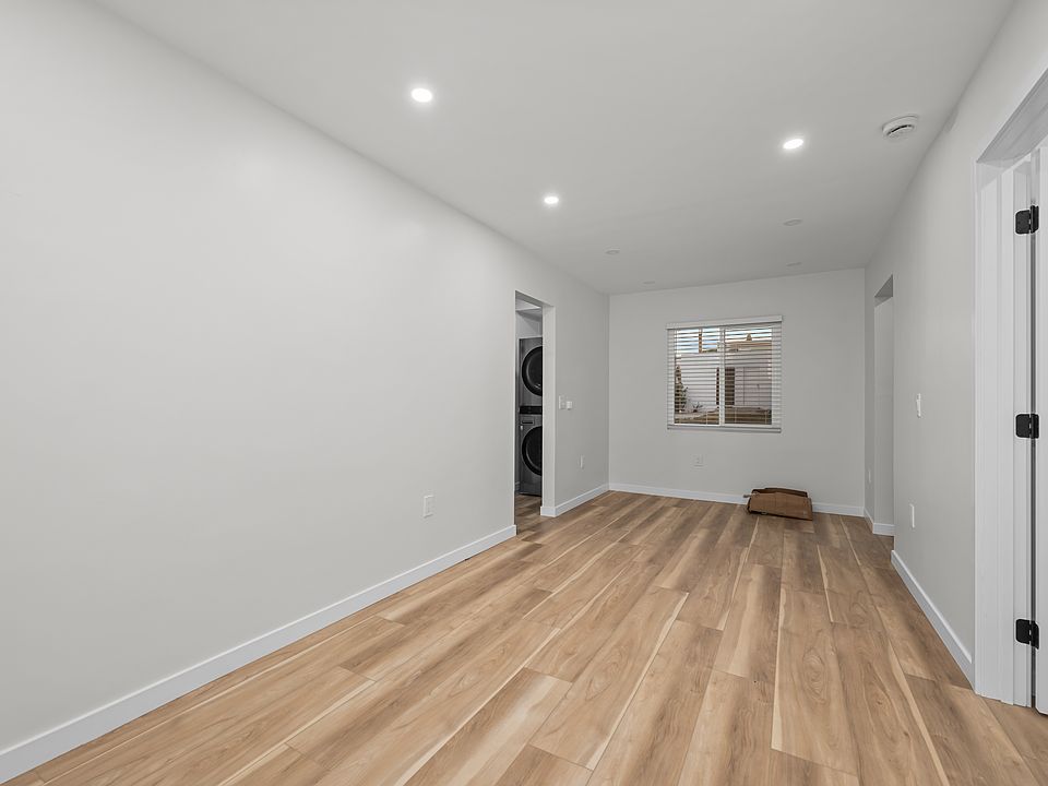 1st image of 3852-56 N 39th St #3858