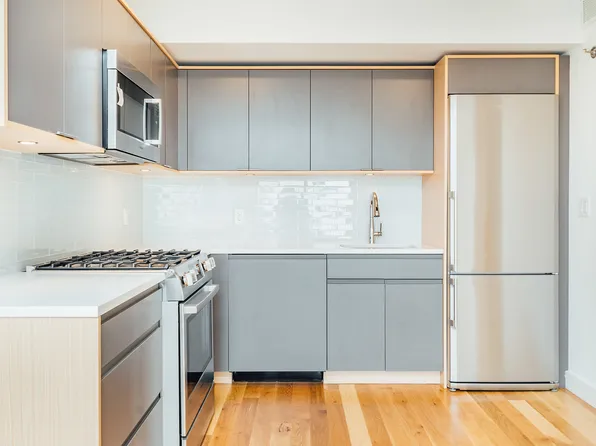 520 Parkside Avenue 6E image 3 of 18