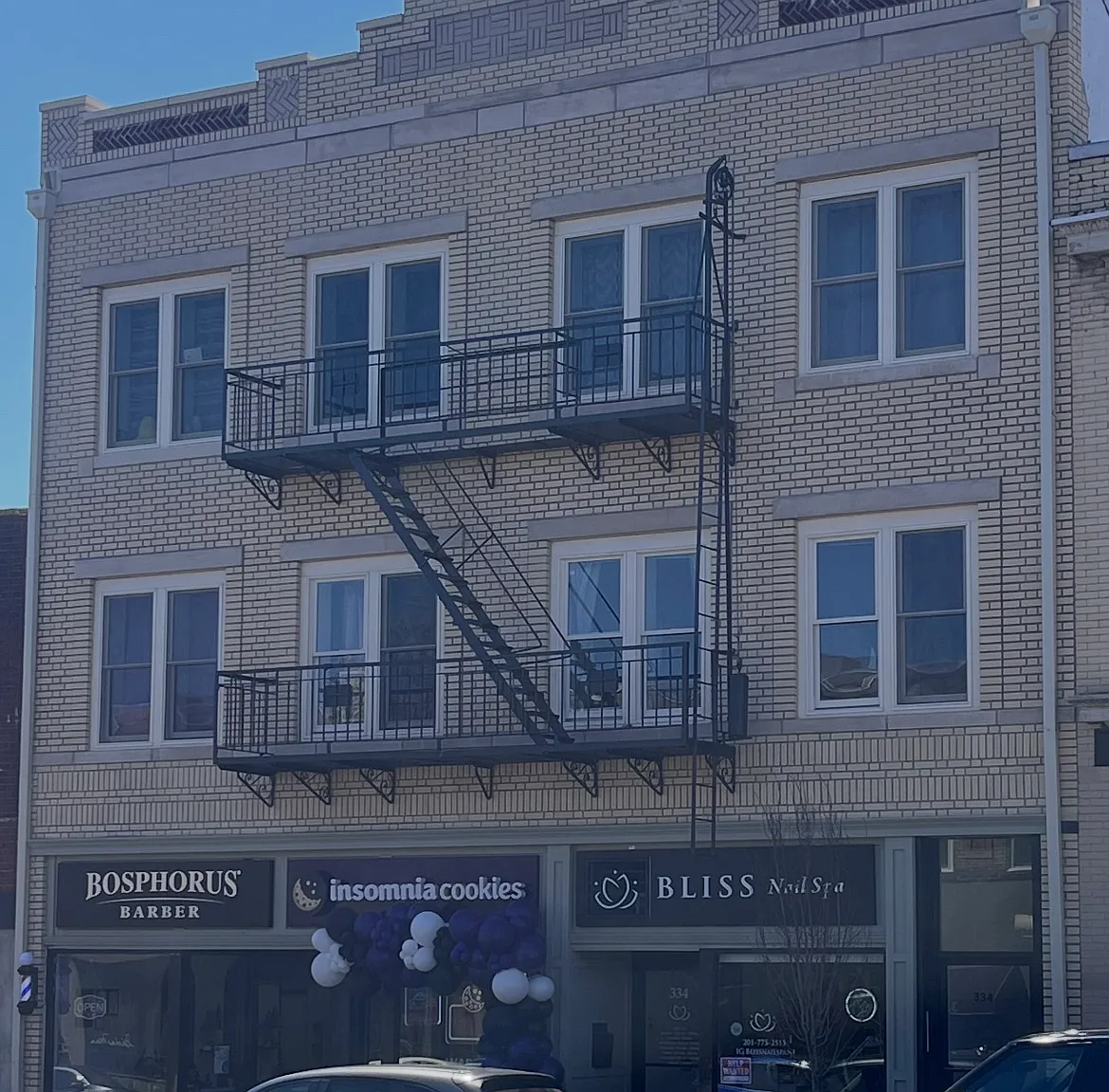 2 bed, 850 sqft, $2,595 — Photo 1