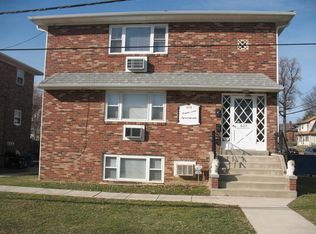 605 8th Ave, Prospect Park, PA 19076