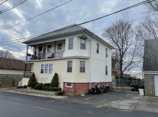 44 Maple Ave, Johnston, RI 02919