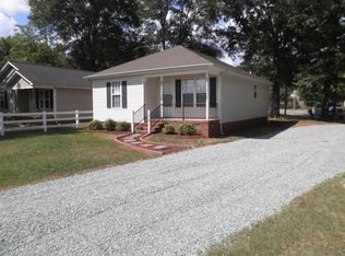 314 E Gilbreath St, Graham, NC 27253