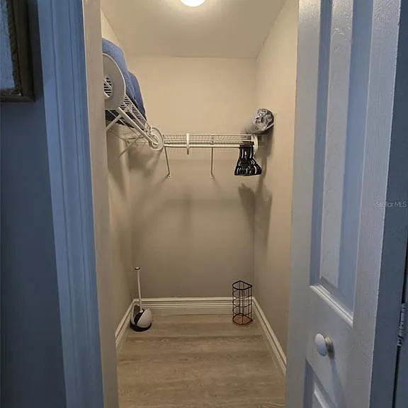 244 Lexington Dr — Photo 20