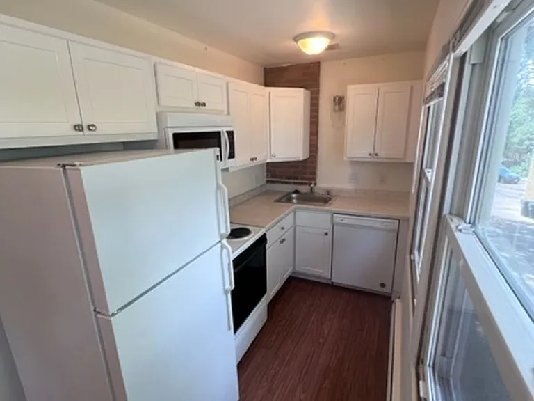 653 S Segoe Rd — Photo 10