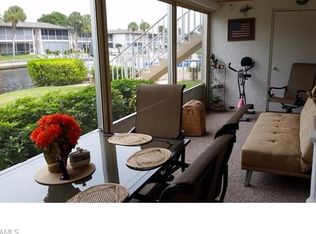 805 SE 46th Ln APT 103, Cape Coral, FL 33904