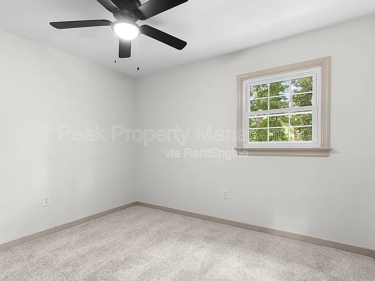 504 Winamack Ct — Photo 20