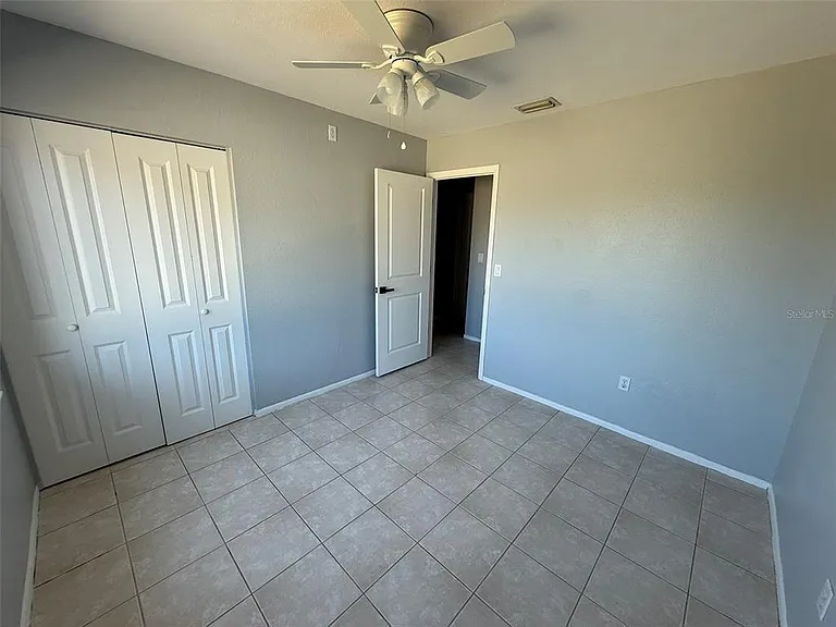 3236 Montclair Cir — Photo 16