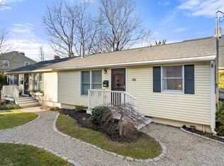 33A Commercial St #A, Marblehead, MA 01945
