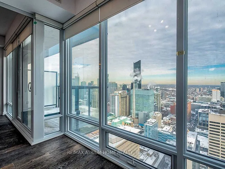 488 University Ave #3606 — Photo 15