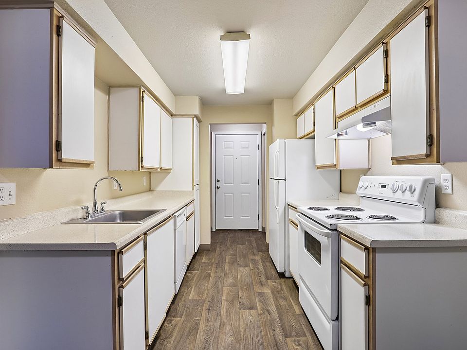 1st image of 8660 N Columbia Blvd #9-206