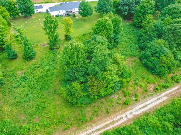 28 Green Meadow Ln, Mount Vernon, KY 40456