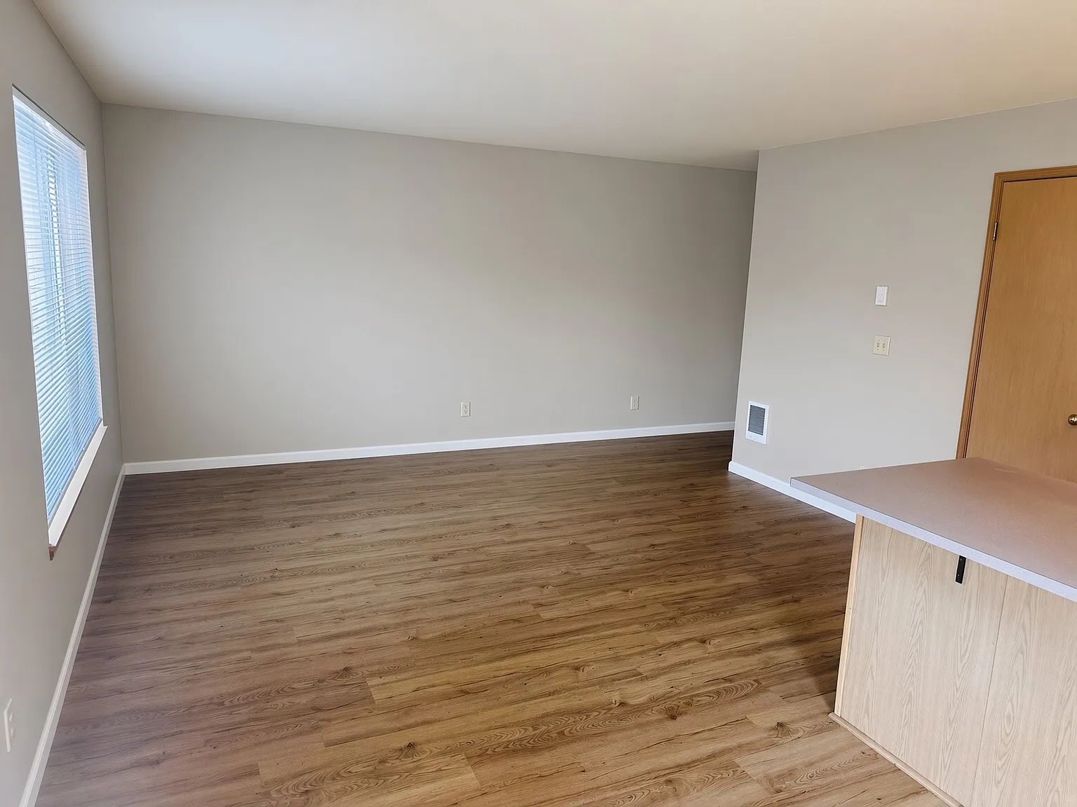 1 bed, 796 sqft, $1,850 — Photo 4