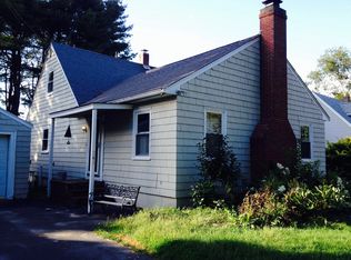 243 Spurwink Ave, Cape Elizabeth, ME 04107