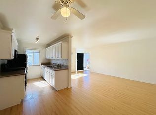 2023 1/2 S Preuss Rd #E-7, Los Angeles, CA 90034