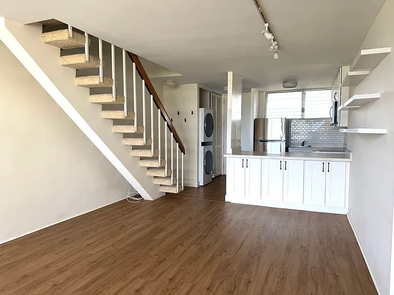 555 University Ave #1406 — Photo 3