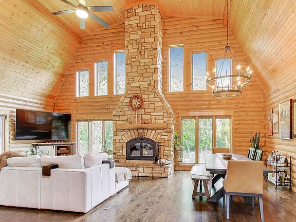 4th image of 20473 N Plum Grove Rd