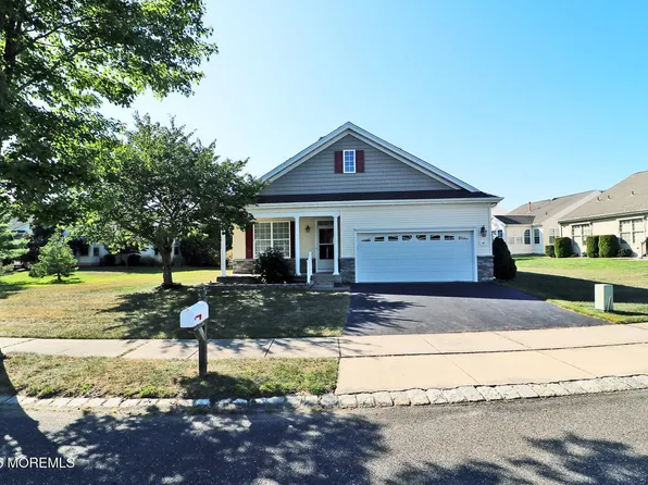 14 Westport Drive, Barnegat, NJ 08005