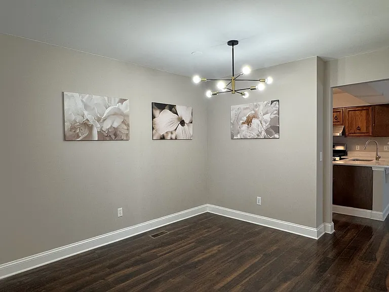 6652 Fernwood Dr — Photo 4