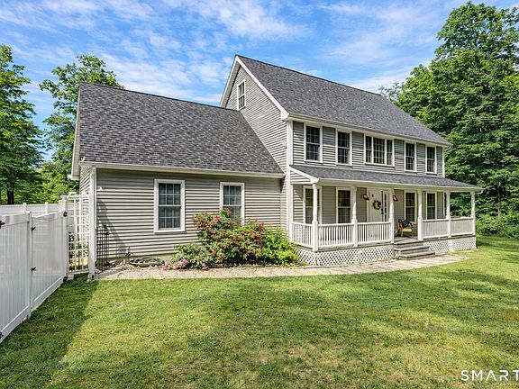 2nd image of 1556 Storrs Road