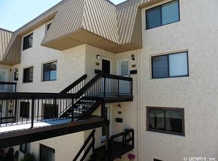 173 Bay Village Dr, Irondequoit, NY 14609