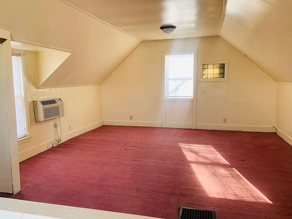 709 S Sanborn 709 S Sanborn Blvd Mitchell SD Zillow