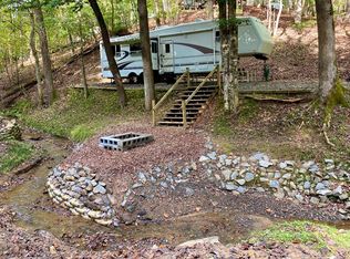 201 37th St, Ellijay, GA 30540