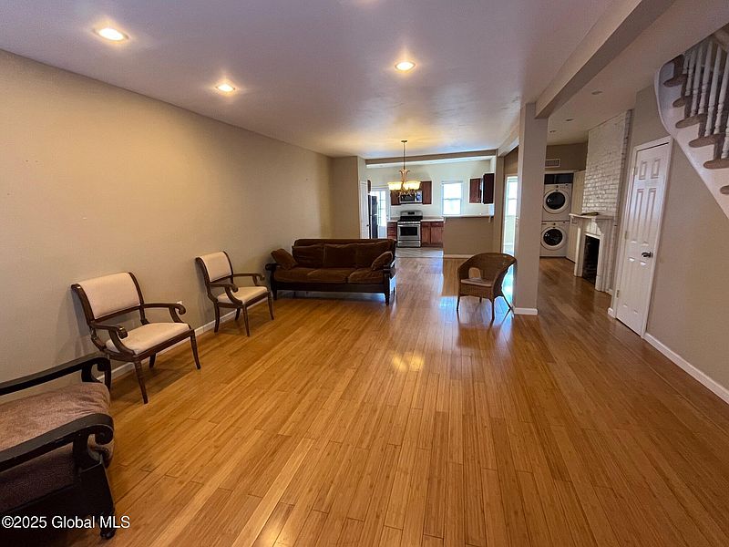 2nd image of 224-226 Myrtle Avenue