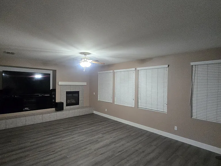 8178 Kayleen Ct — Photo 42