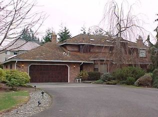 11010 Berry Ln, Woodway, WA 98020