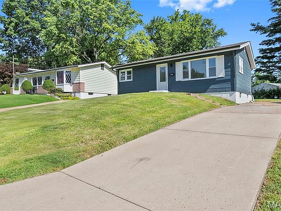 3rd image of 8591 Ardelia Ave