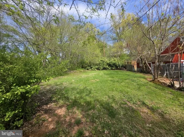 2609 Fire House Rd, Landover, MD 20785