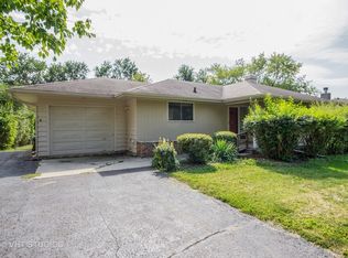 14 Orchard Ave, Oswego, IL