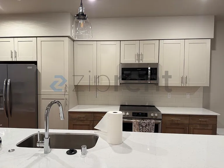 13707 Manor Way #F6 — Photo 26