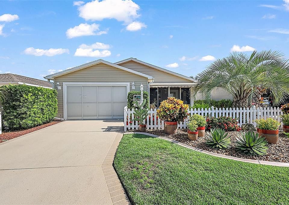 1st image of 2355 Oak Bend Pl