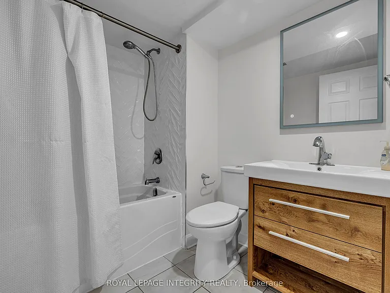 924 Rex Ave — Photo 15