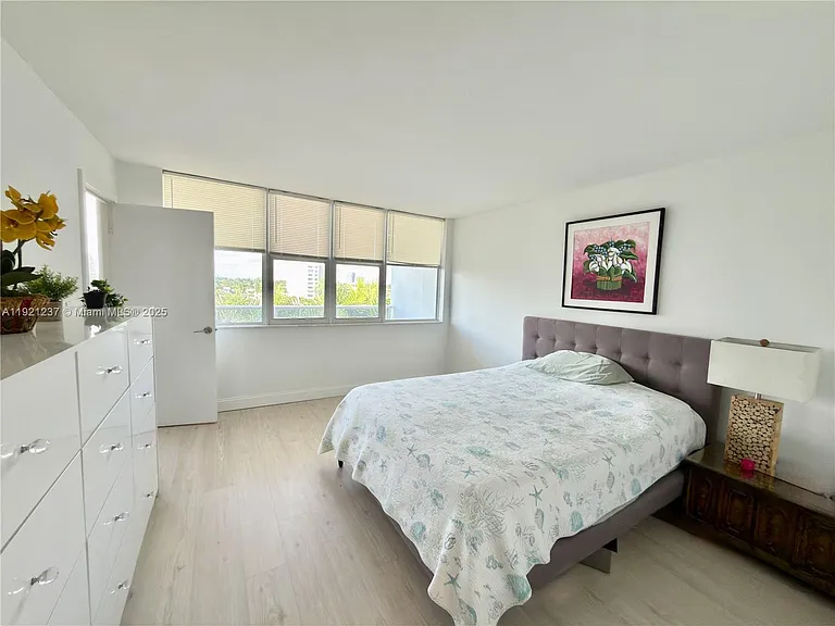 3140 S Ocean Dr #512 — Photo 34