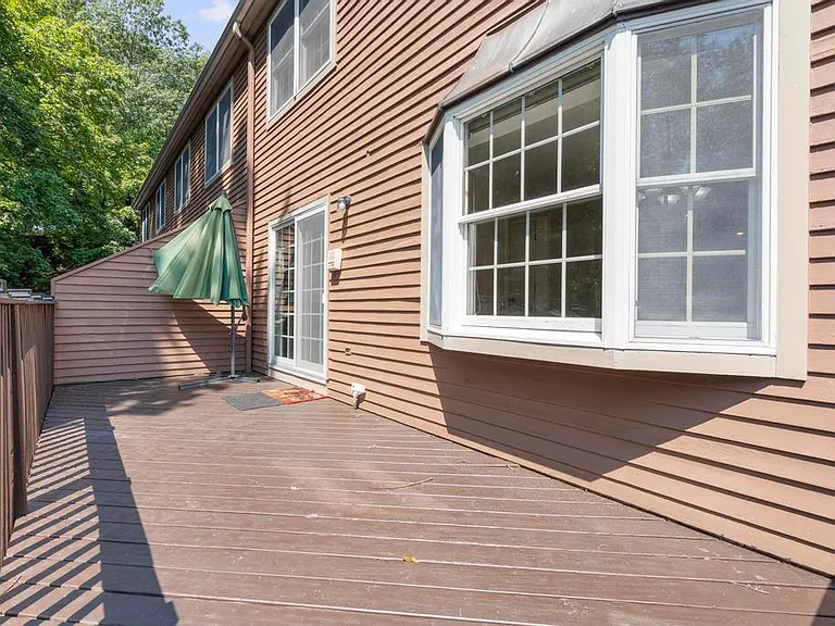 584 Hope St #7 — Photo 13